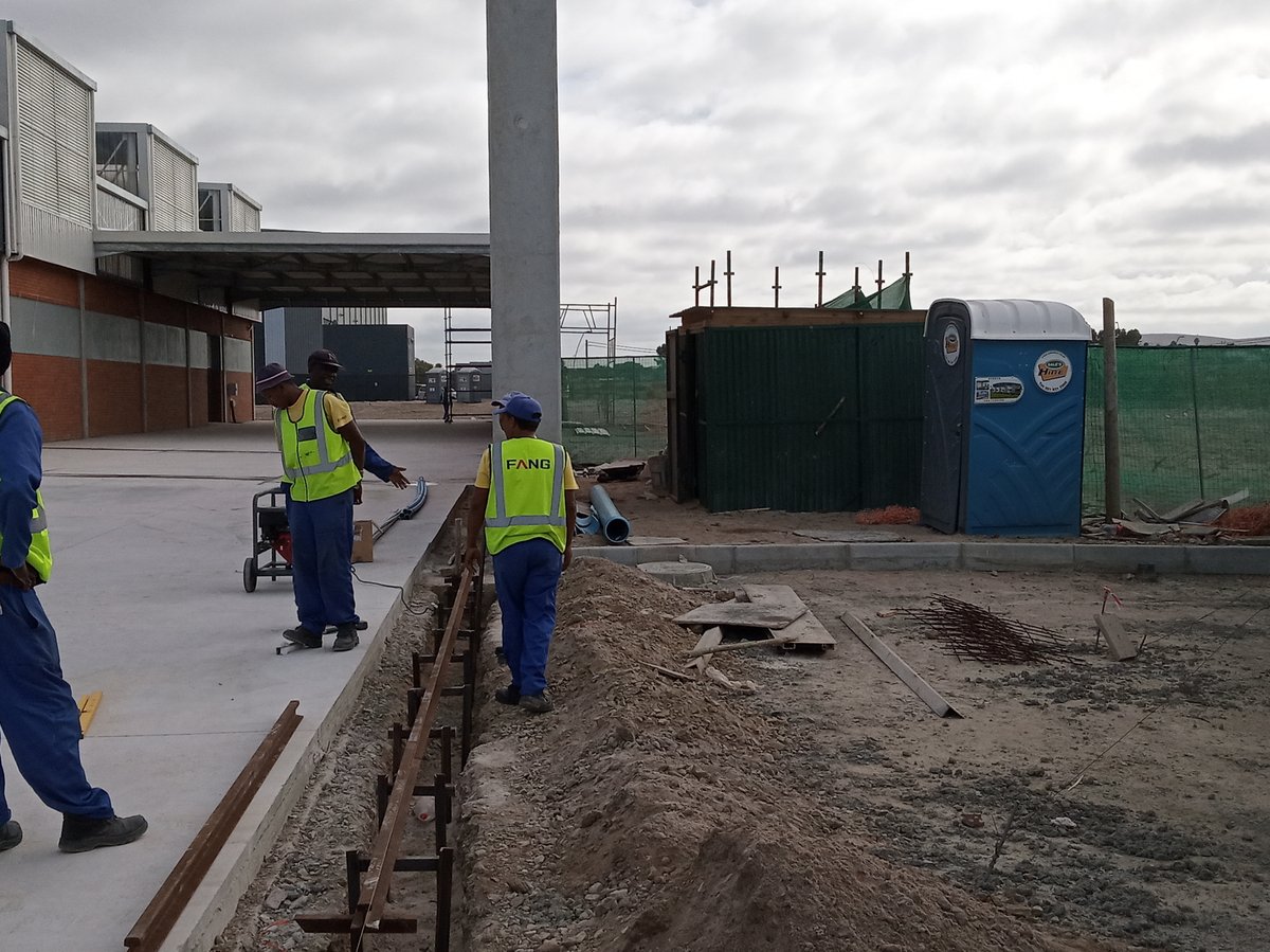 KMFEENVIRONMEN1's tweet photo. Ground view of Well build and environment friendly project. Constructed by @KMFEENVIRONMEN1  team.
.
#ctm #kmfe #construction #enviranmentalfriendly #constructionlife #southafrica https://t.co/xcenYxhaUM