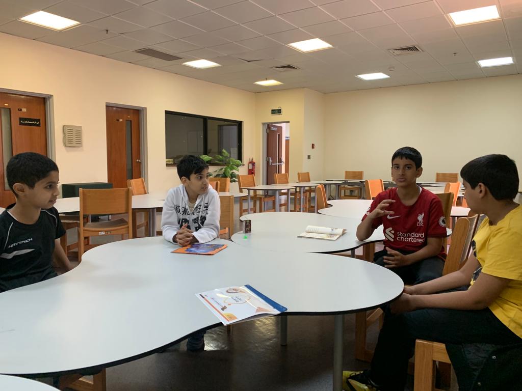 huwaylatschool's tweet photo. ضمن أنشطة برنامج الحوار المدرسي، أعضاء مجلس الحوار الطلابي في نقاش حول " فن الحوار وآدابه"
#مدارس_الهيئة_الملكية_الجبيل
#الجبيل_الصناعية https://t.co/V1WpFu3GEI