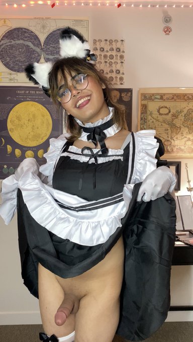 Does your coffee need any &ldquo;cream&rdquo; master~?  RT&rsquo;s appreciated 🥺❤️ https://t.co/aqxNBz0LYK