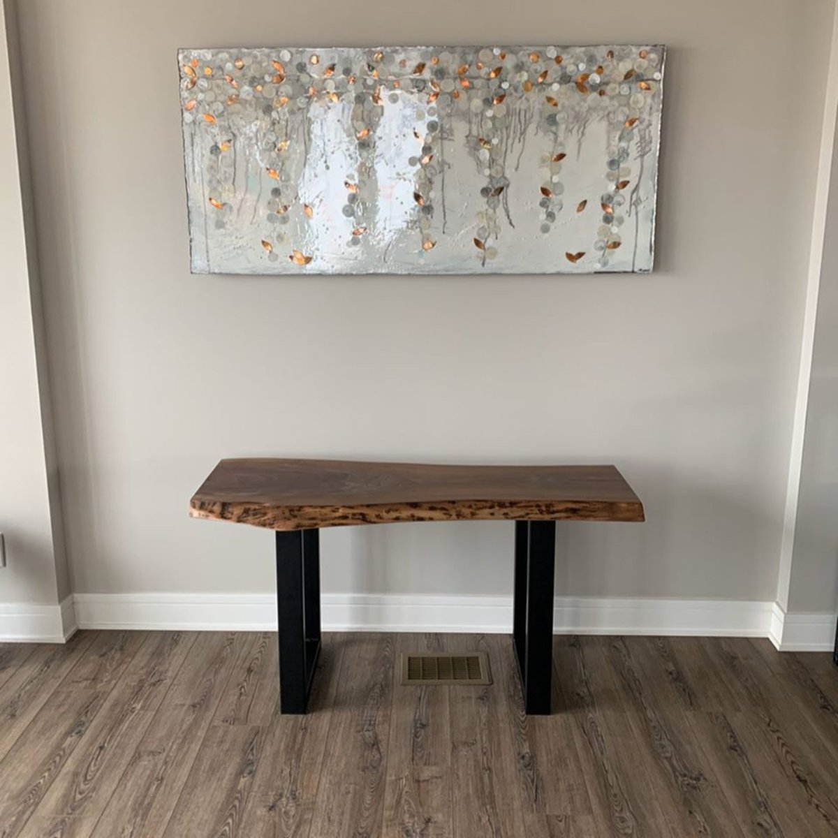 Looking for the perfect piece to complete your home? Look no further than our showroom!