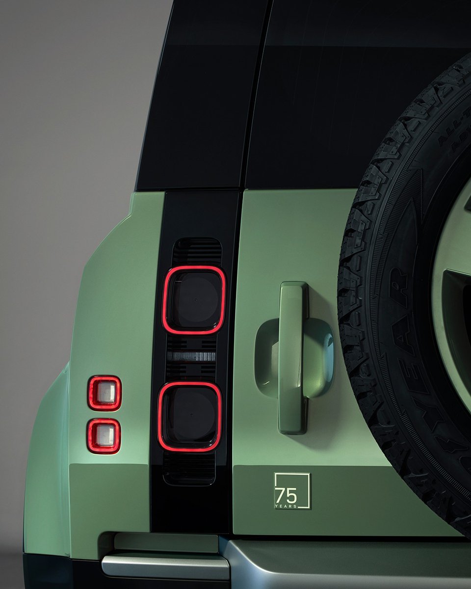 Time traveller.

Defender 75th Limited Edition, available as Electric Hybrid.

#Defender