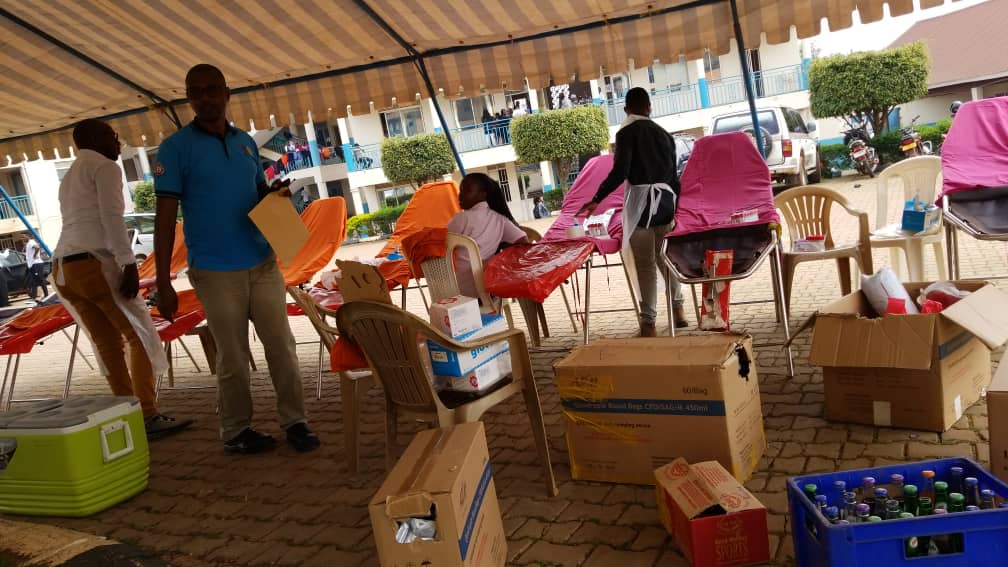 rct_royal's tweet photo. We have set off  with the blood donation.
@rckampalanorth @RunisMedia1 @SarahOwembabazi @kanosug @rctuict @rctmusical @mikesebaluken https://t.co/Tz2JnnRp6c