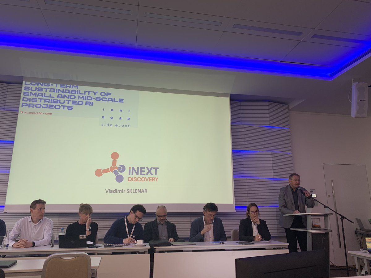 claudialenamaro's tweet photo. Vladimir Sklenar @CEITEC_Brno @instructhub-CZ is presenting the @iNEXT_Discovery project @icri2022 side event on sustainability of research infrastructure 
Funding for transnational access by the @EU_Commission is crucial for researchers to access the infrastructure they need https://t.co/vio18wkOZe
