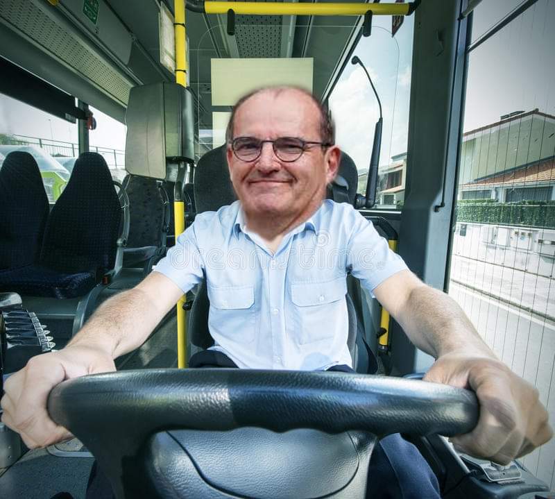 Mandrin3869's tweet photo. #castex veut un petit boulot à #RATP  après sa séquence photo dans le #métro il prend le bus https://t.co/i3QSCcBR9l