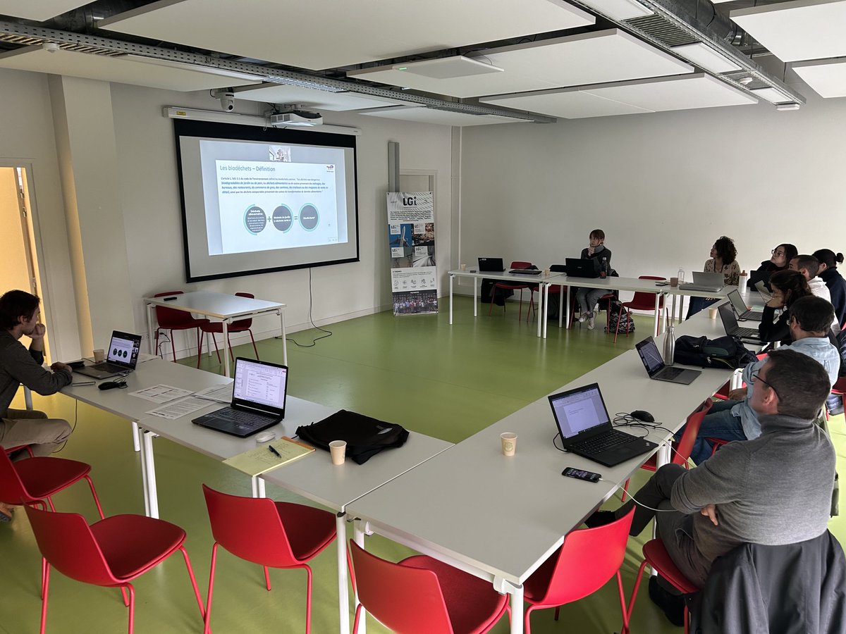 DRIM’in Saclay 2022 c’est parti !! 2 jours de Créativité pour résoudre le Défi de GRDF sur la conception d’une nouvelle filière de tri, collecte et transport des bio déchets pour la méthanisation… cela se tient à CentraleSupelec