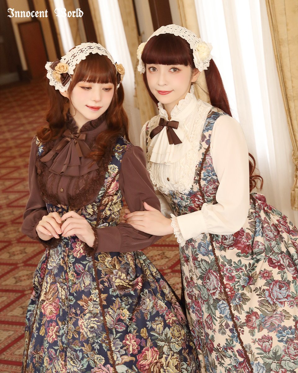 innocent_w_jp's tweet photo. ⚜️ローズゴブランバッスルJSK⚜️
一般ご予約は10/20(木）16：00スタート❣️

モデル：『深澤翠様』『青木美沙子様』

『ルーシーBL』
『クロスレースペチスカート』
『ローズバスケットHD』
『ローズリーオーバーニー』
もご予約可能🥰✨

詳細はこちらをご覧くださいませ♪
https://t.co/JWRDaPgg9v https://t.co/ICkOsTGa2X