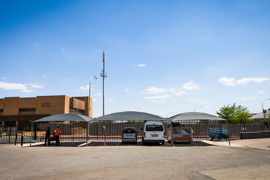 XtraSpaceSA's tweet photo. #BooysensStorage: XtraSpace in #Booysens (https://t.co/f7PNzaBR21) offers affordable #storage units, undercover bays for #vehiclestorage and office space on flexible terms. https://t.co/99LaV2XlQu