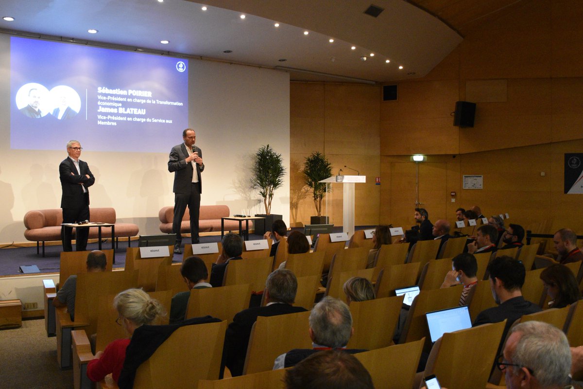 FranceOlympique's tweet photo. Restitution, ce matin, de l'étude "Etat des lieux et diagnostic des modèles économiques des #fédérations", menée par le #CNOSF, pour analyser les modèles existants, identifier les besoins des structures membres et proposer des solutions concrètes d’accompagnement. https://t.co/h1sQ416ezw