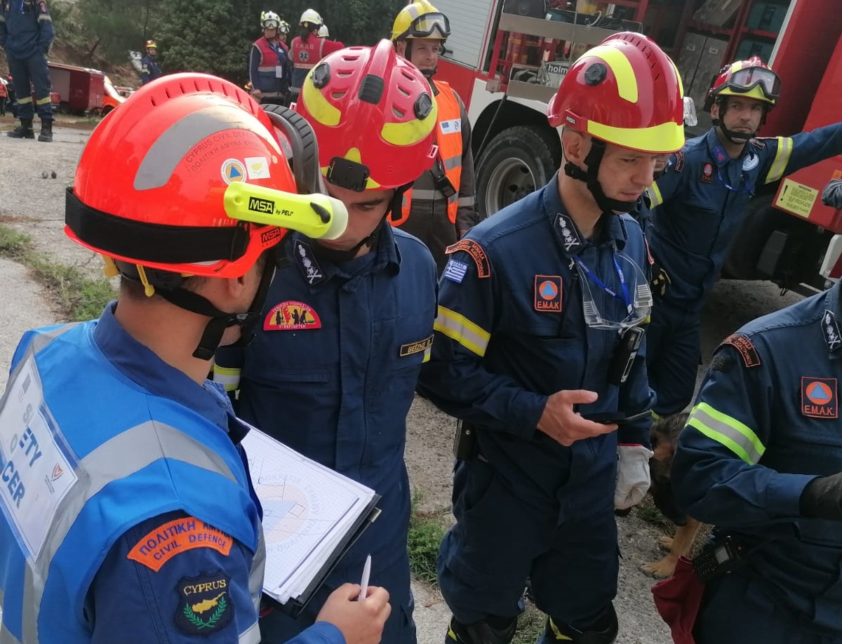 SOSGR112's tweet image. #RT @GSCP_GR: A 58 members team🇬🇷 from #CivProGR &amp;amp; @Pyrosvestiki w/ 14🚒 &amp;amp; 2🐕‍🦺 participated in the Search &amp;amp; Rescue #fullscaleexercise #earthquake 📍Montenegro🇲🇪
 
5️⃣ days (10-14/10)
8️⃣ countries
6️⃣0️⃣0️⃣+ participants

🤝Enhancing multinational cooperat…