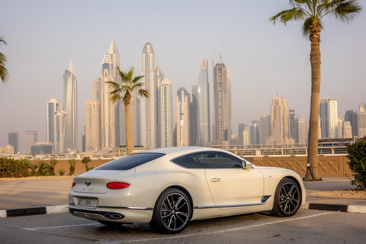 Rich Rental Car tweet media