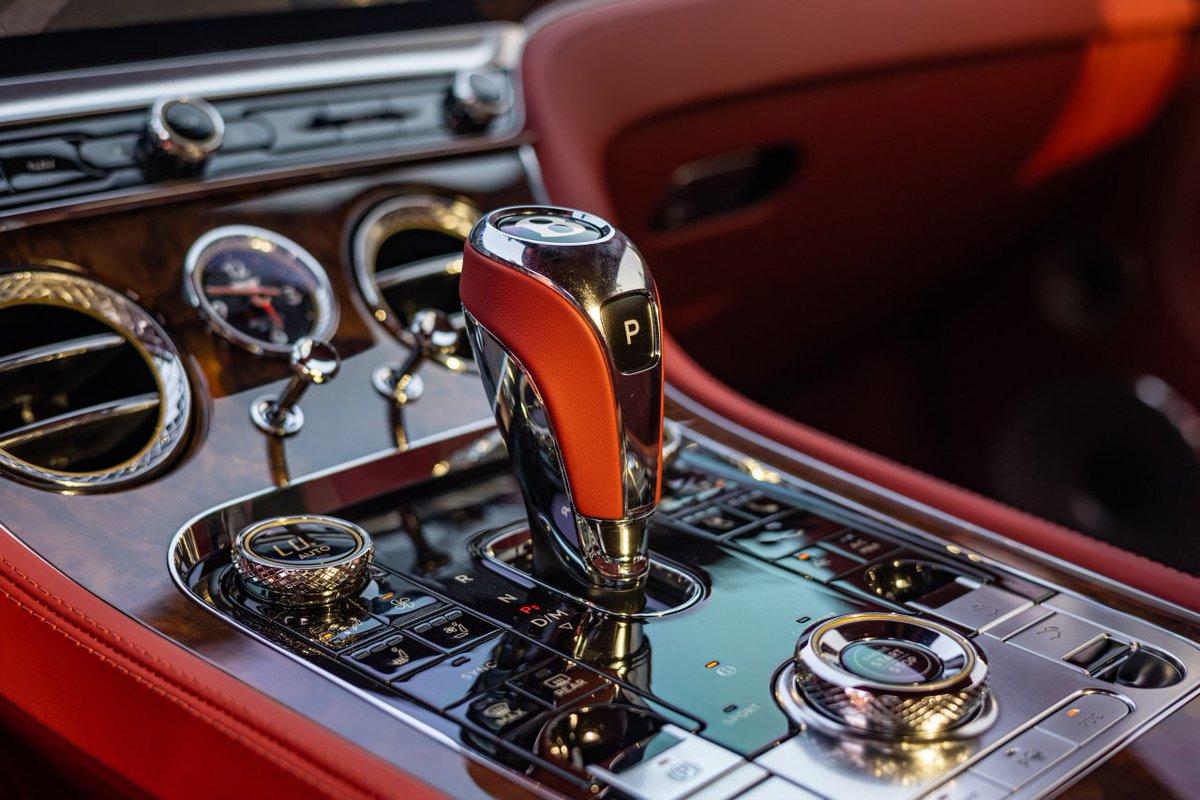 Rich Rental Car tweet media