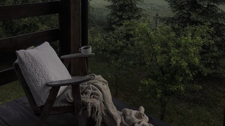 malusokay's tweet photo. Gloomy days spent visiting the countryside  🌿 https://t.co/NkDmrR8Svo