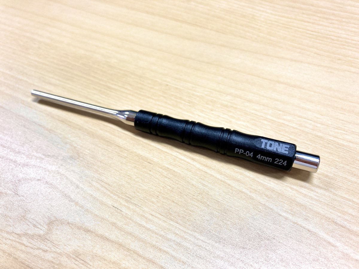 86PRADOcom's tweet photo. 今度の86のブレーキパッド交換に備えて購入。4mmです。
他で代用もできるけど、やはりあると快適。

美しい。。。

限られた用途の工具ってなぜこんなに美しいんだろう。。

新しい工具ってやっぱテンション上がる。

この喜びだけで1ヶ月は楽しめるな。

#tone 
#ピンポンチ 
#工具 
#工具好き https://t.co/4H32aX4nwg