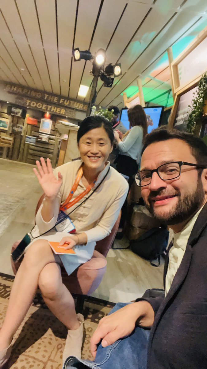 FundraisingInn1's tweet photo. Making new friends at #IFC2022 ⁦@FundraiseUp⁩ https://t.co/8j5VAf8VVP