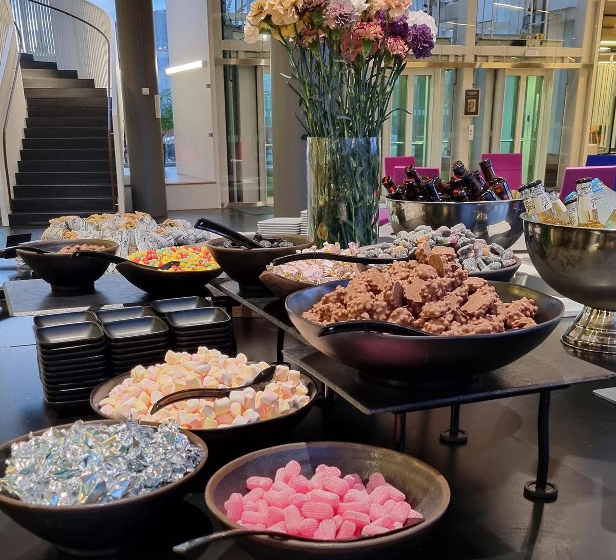 Yesterday we had the pleasure to host <a href="/HackerX/">HackerX</a> at Alma House in Helsinki. The event gathered together around 80 developers and 7 companies to meet up and network #almadevelopers #almaspirit <a href="/AlmaDevelopers/">Alma Developers</a>