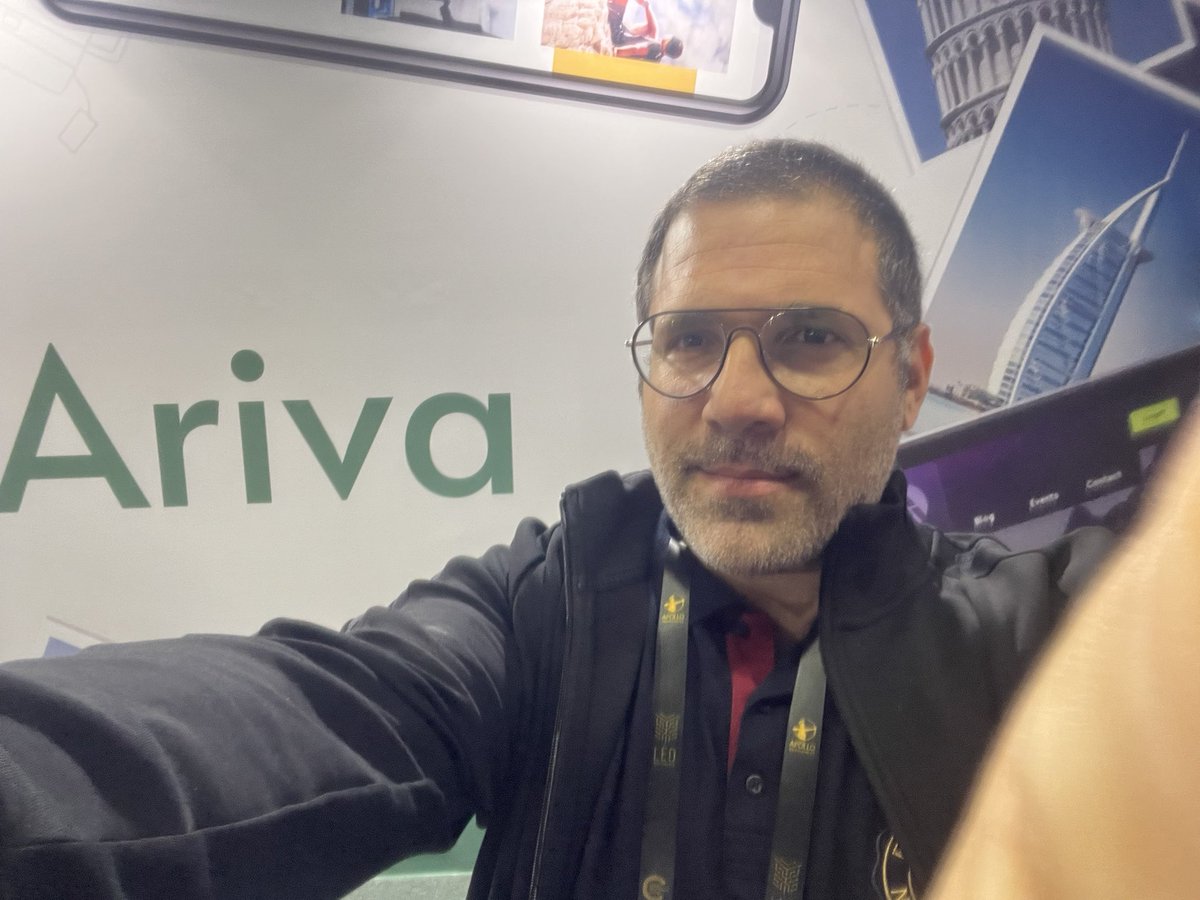 SydneyThecmo's tweet photo. Don’t ask me where i am if you already know about it! Happy to meet with the #ariva team! #metaverse @ArivaCoin  #conference https://t.co/q7DiTPV7Kz