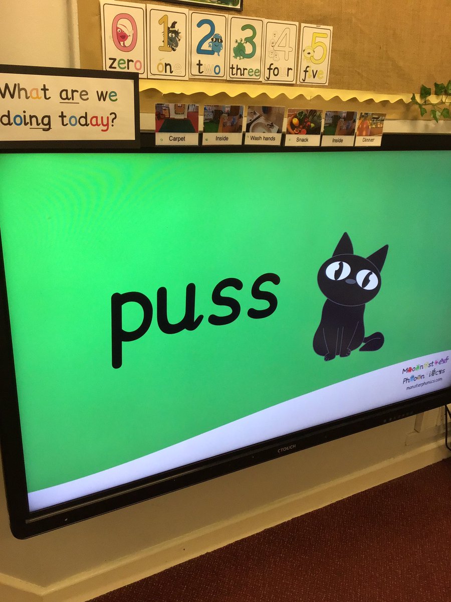 ABCPschool's tweet photo. #ABReception have been busy this morning learning the diagraph 'ss'! We have been reading and writing words using the sound and decorating a dress! @MonsterPhonics #phonics #EYFS #earlywriting #ABliteracy #ABreading https://t.co/PdJFc1XgUO