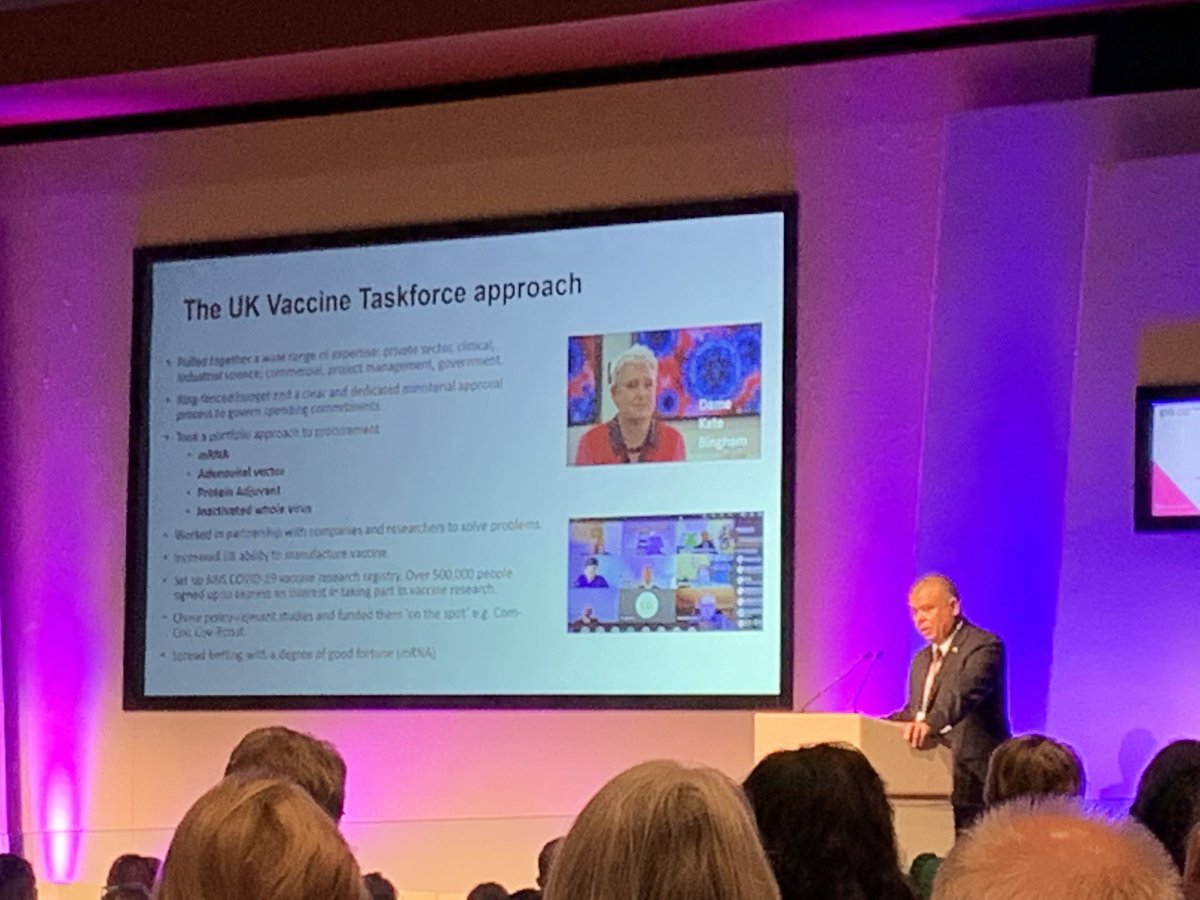 Sir Jonathan Van Tam sharing insight into the complex interplay between science and politics in managing the pandemic #IP2022Conf #proud 🇬🇧