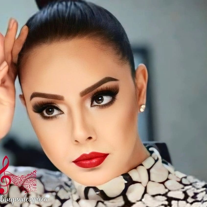 ebrugundesqueen's tweet photo. #NewProfilePic https://t.co/hrJmxVrbGX