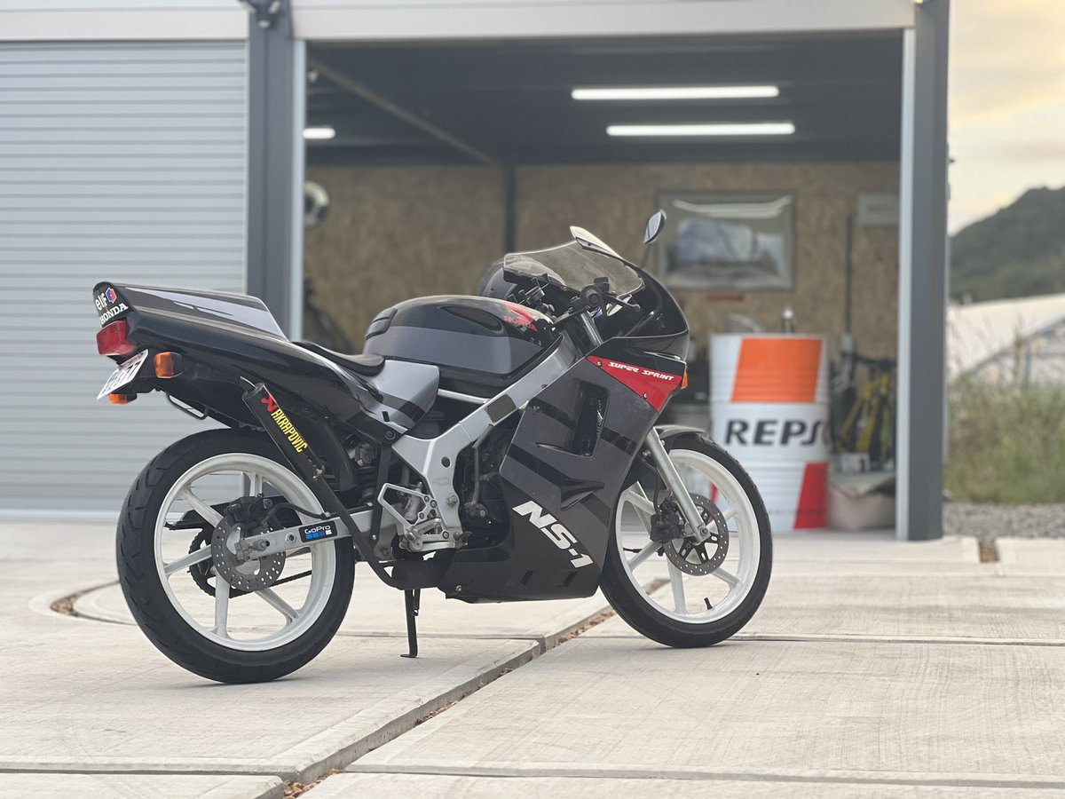 S15PANDEM's tweet image. 帰宅時の駐車は何も考えず停めるスタイル
#KATAHAMABASE