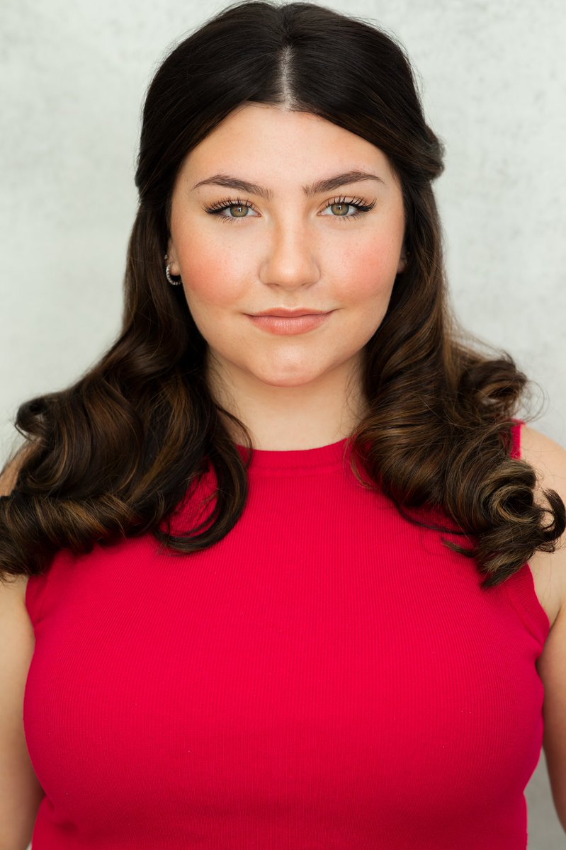 LIPAActors2024's tweet photo. Introducing Maddie Butera✨ 
Spotlight: https://t.co/xDpKGL5fZu
#seekingrepresentstion #ukactor #2023graduate https://t.co/00ErbMSaI3