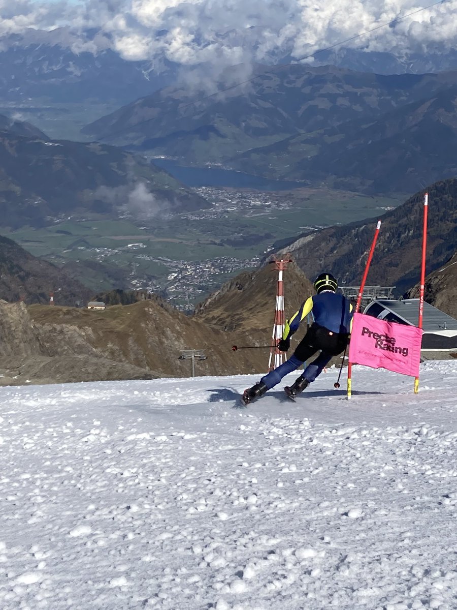 sherbornesport's tweet photo. Final day ski race training with @precise_racing in Kaprun. Great fun and lots of improvement as the boys look towards the @DHOWengen schoolboys championships in January #kitzsteinhorn #skiracing #sherborne https://t.co/51QDGVI98O