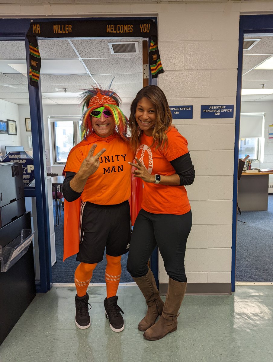 UNITY DAY!!  Ledge Street Elementary staff and students are in full on UNITY mode today with activities of kindness/community, the Unity Parade, and ORANGE!!  So much fun!!! <a href="/NASHUASCHOOLS/">NashuaSchools</a> <a href="/SarfdeK/">Kimberly Sarfde</a> <a href="/mariojandrade/">Mario J. Andrade</a>
