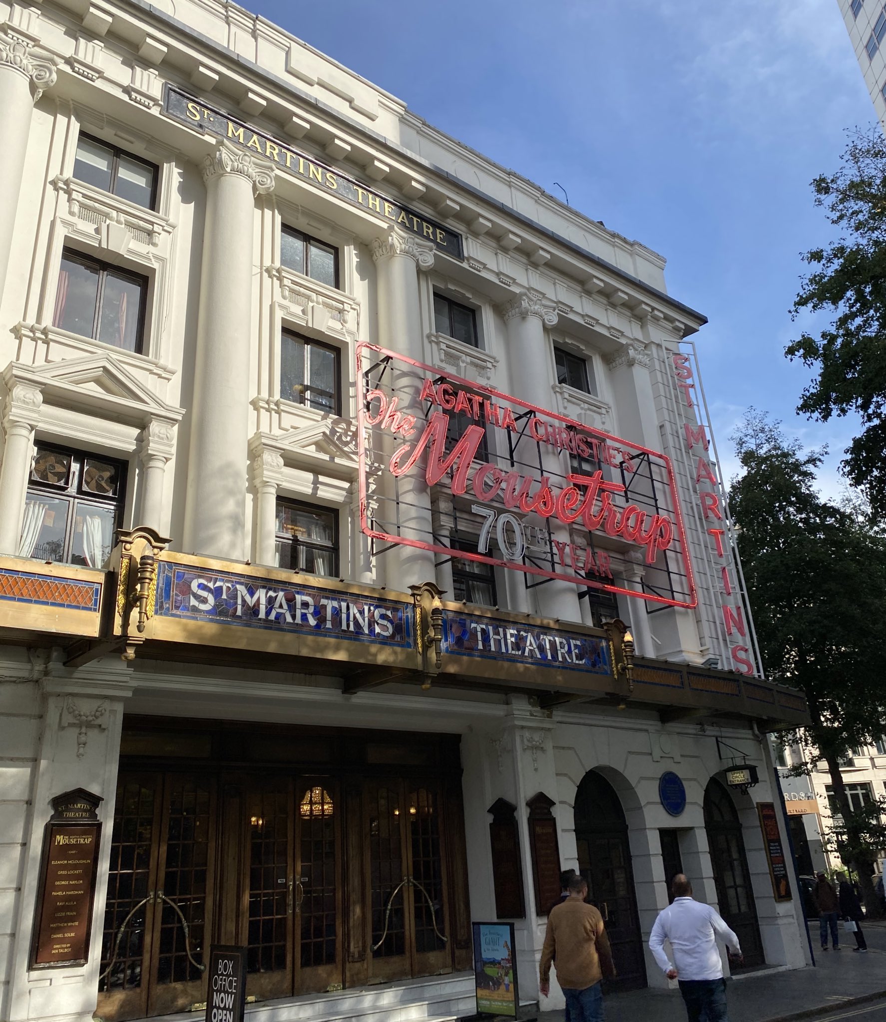 Sarah Benton on Twitter: "Ooh look where I am! We are having a lot of