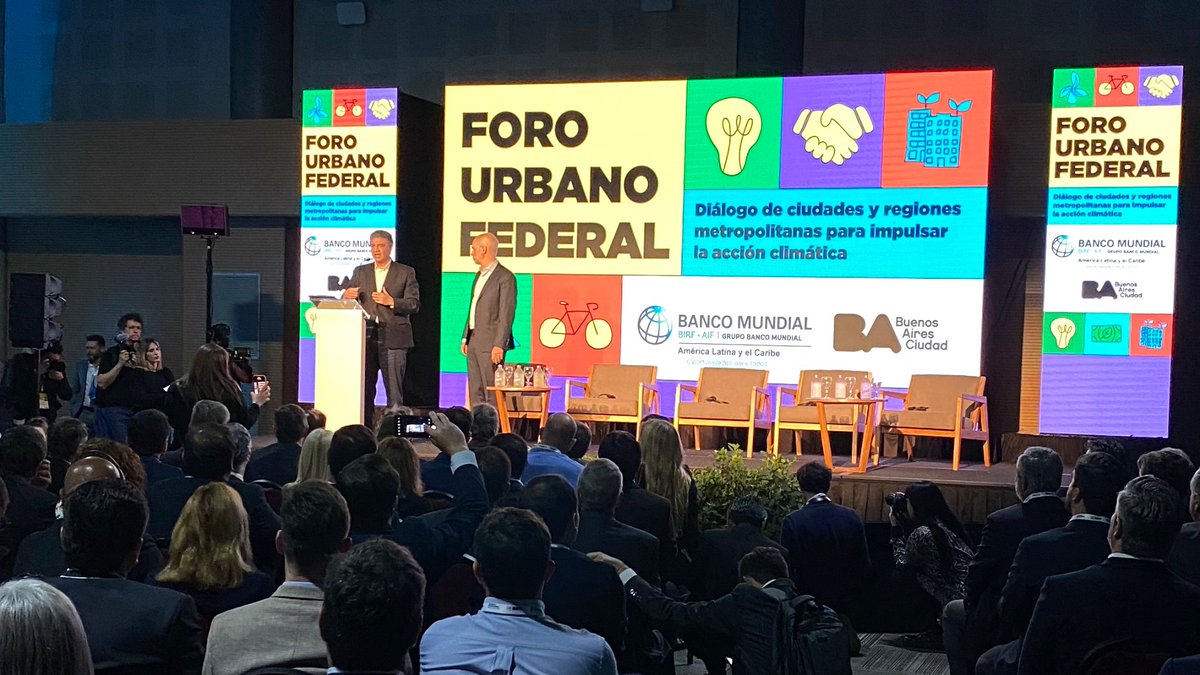 Comenzó la Cumbre Mundial de Alcaldes #C40Summit 🙌🏼 Líderes de toda la Argentina y el Mundo #UnidosEnAcción por una misma causa 💪🏼 Trabajaremos 3 temas centrales: Ciudades de bienestar integral, recuperación verde y justa y financiamiento verde 🌿