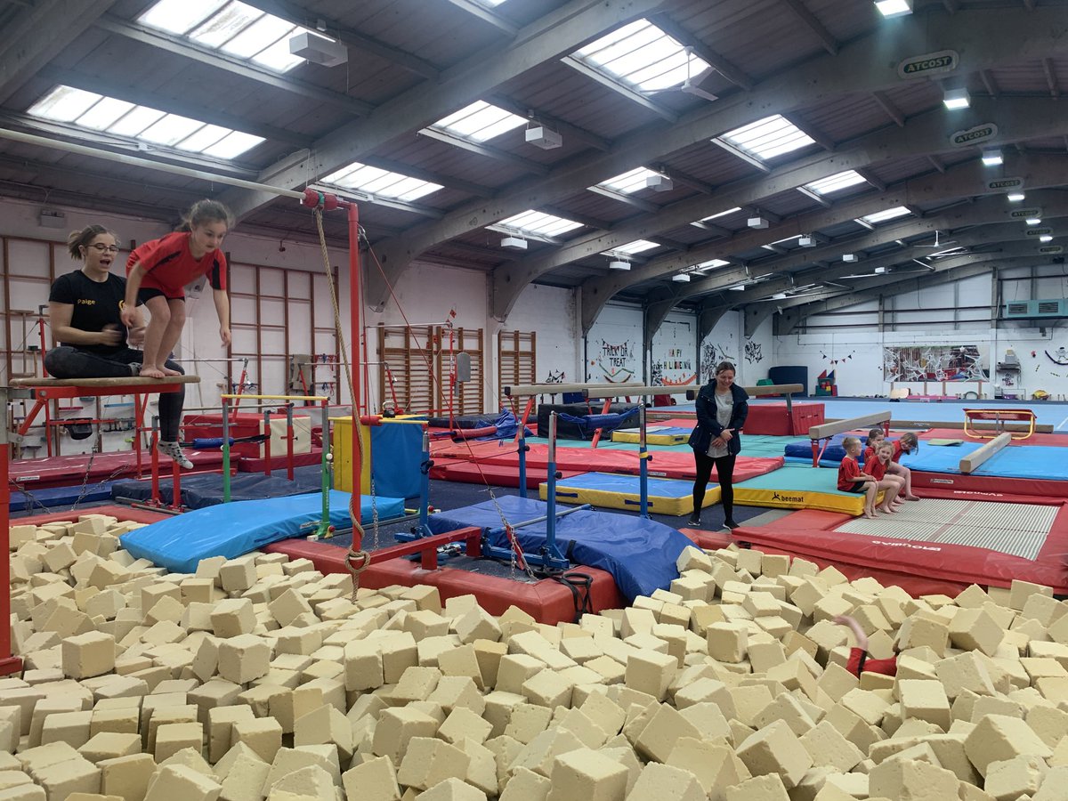 TheEllisSport's tweet photo. Bars and trampoline time ⁦@TheEllisY2⁩ https://t.co/CaKYiJcWtk