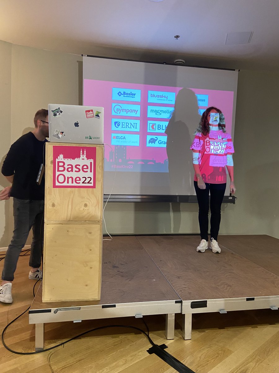 robin_mezger's tweet photo. Next talk from my colleagues @C_Keibel and Iryna (from @karakun) about NLP @Baselone #BaselOne22 #BaselOne https://t.co/CXP5XqSl3R