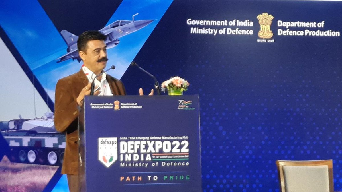 DefenseAbhyuday's tweet photo. Abhyuday CMD, Mr.Dhaval Raval and CEO,Mr. Sandeep Dave addressing the seminar "Financing and Investments in Defence Start-Ups & MSMEs",organised by PHD Chamber of Commerce and Industry at DefExpo 2022.
#DefExpo2022 #Abhyudaydefense #phdcci #defenceindia #defencestartup #msme https://t.co/E9PJQcURHb