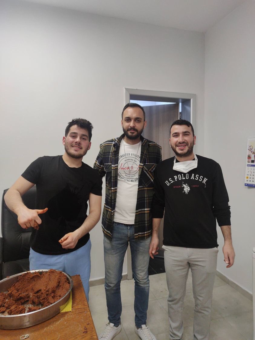 sefooo01's tweet photo. Stajda ne mi yapmıştık 😯 https://t.co/ut0QQ25JDu