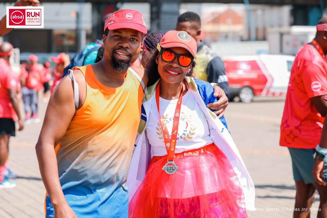Join #TrapnLos as we fully support the local races... Come and meet with beautiful, awesome, massive runners 26th October Benoni 30th October Tembisa 27th November ko jozi Randburg #TrapnLosChallenge #IPaintedMyRun #TrapnLosTraining Gazebo gang !