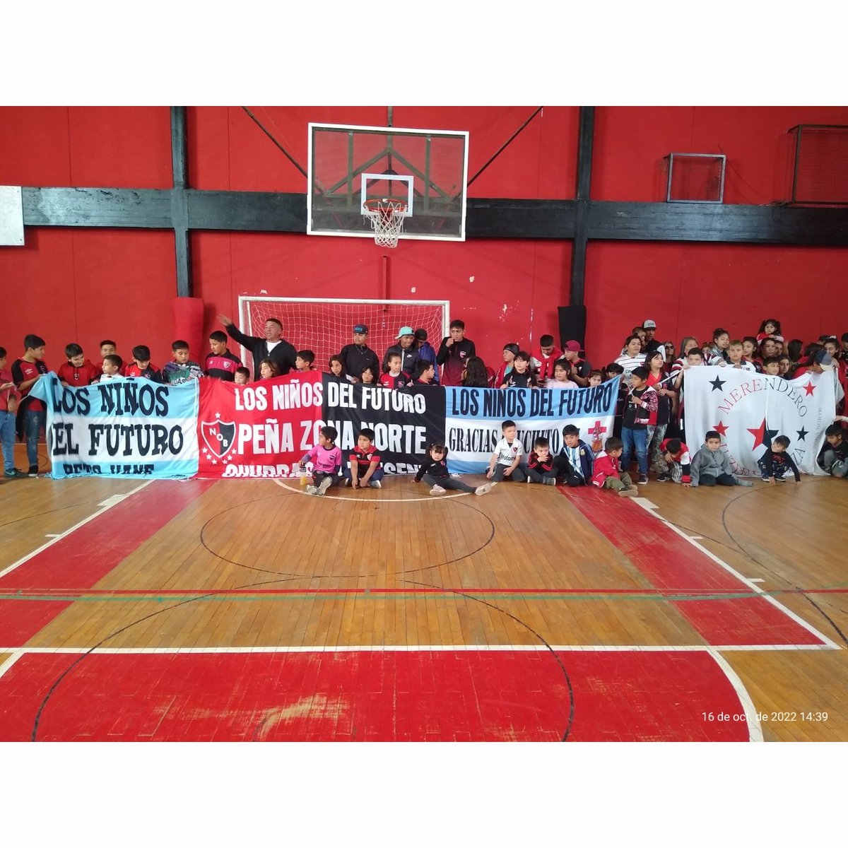 PZN_CANOB's tweet photo. Gracias por darle la oportunidad a las niñas y los niños de Zona Norte de conocer el estadio por primera vez. https://t.co/cH8Deamjdv