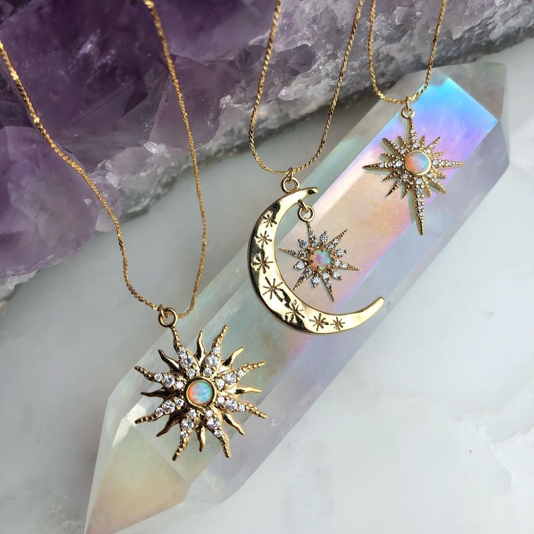 prettiestavenue's tweet photo. celestial necklaces ☼☽ https://t.co/VQKgA0rBf7