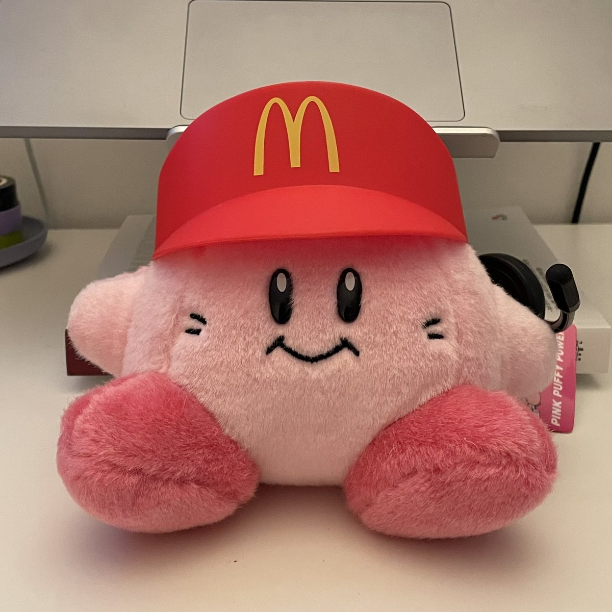 _harbourfront's tweet image. 해피밀 먹었다