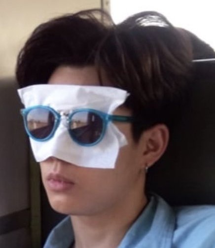 istuatT's tweet photo. โลกนี้ใครจะหล่อเท่ได้เท่าลูกกูว่ะไม่มีแล้ว555345635535555555555555555 https://t.co/e8Bslg3XZA
