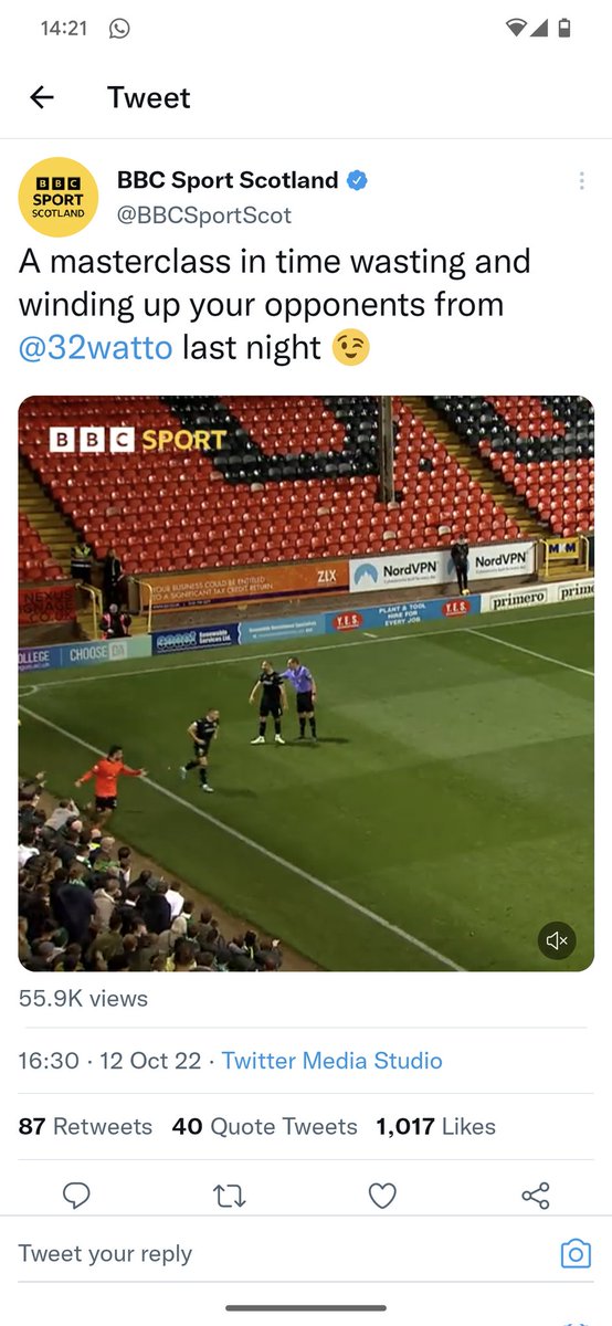 Type232's tweet photo. United summed up in 2 photos 😂 #NoIdeaWhatHeMeant #CourseNot https://t.co/QCnSpLAhd2
