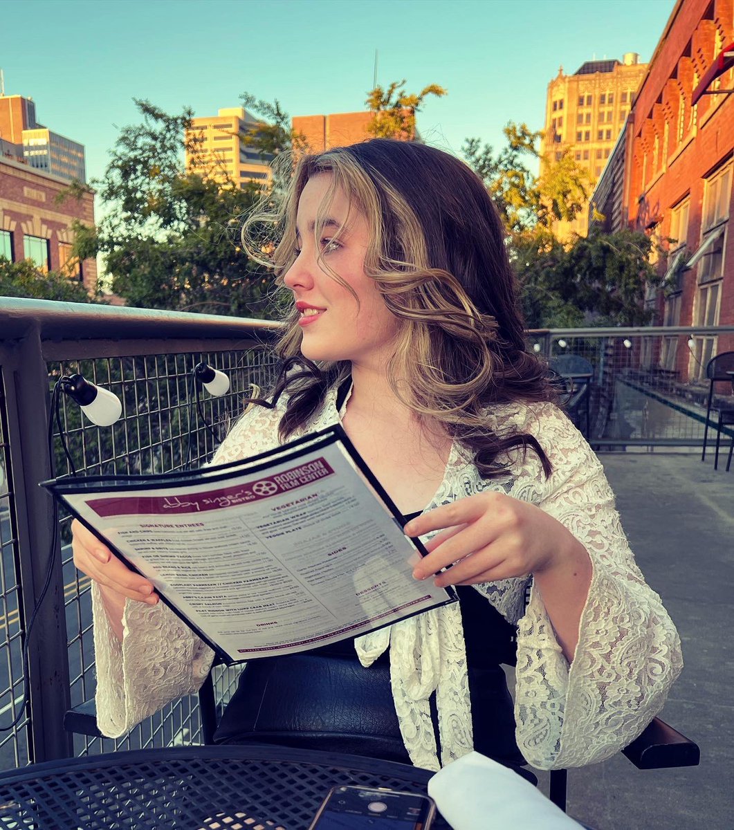 betsystamant's tweet photo. Girl’s night last night looked like a bistro balcony, fish & chips, and an amazing aerial performance at the historic Strand theater with my teenager 💜🎭🤩
#girlsnight #aerialperformance #rooftopdining #authorlife #mamadaughtertime #TuesdayFeeling #downtown #balconylife #bistro https://t.co/MYyuFPfBPQ