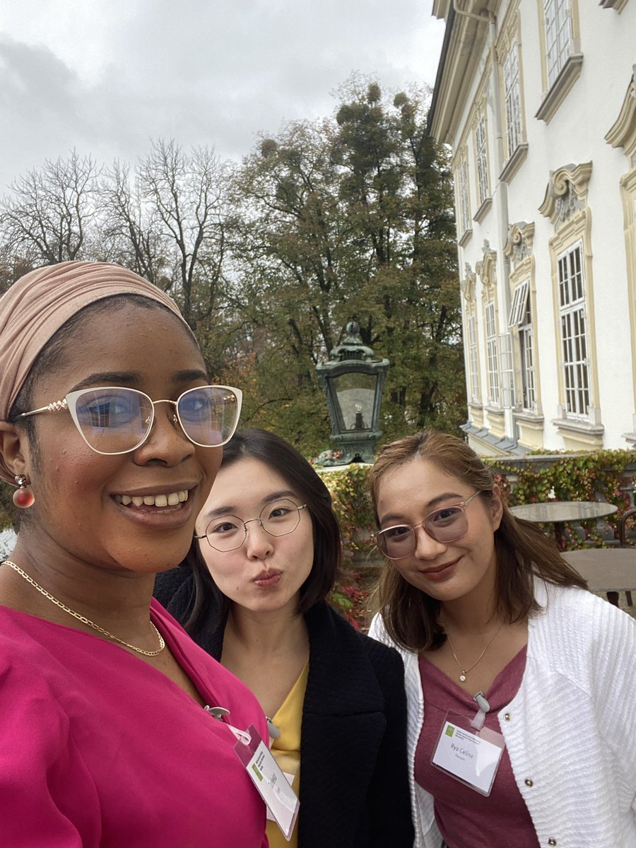 RyaDucusin's tweet photo. Speaking about intersectionality, care economy, and decolonisation with such intelligent but humble people pushes me to learn beyond my context. 

Talks around gender is truly multi-faceted and never ending. Grateful to be able to share thoughts on gender equity in a safe space. https://t.co/ulue9wQrBO