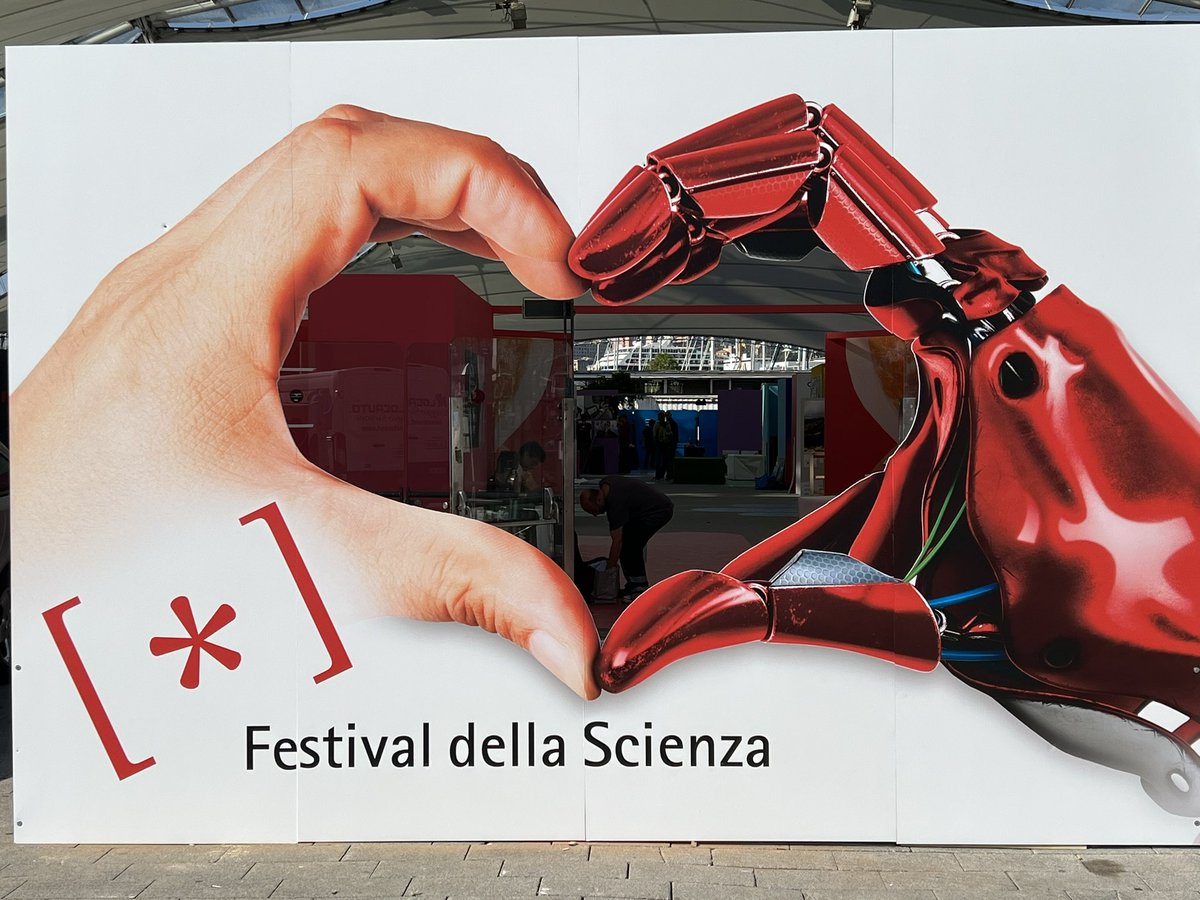 cnr_scitec's tweet photo. Stiamo scaldando i motori facendo la formazione agli animatori ed animatrici elementi (essenziali) di raccordo con i visitatori del 20* @FDellaScienza 
Il #Cnr presente con moltissime proposte 
Srotolate i post e troverete quelle in cui partecipa @cnr_scitec 
1/ https://t.co/Ymi0vHwgHK