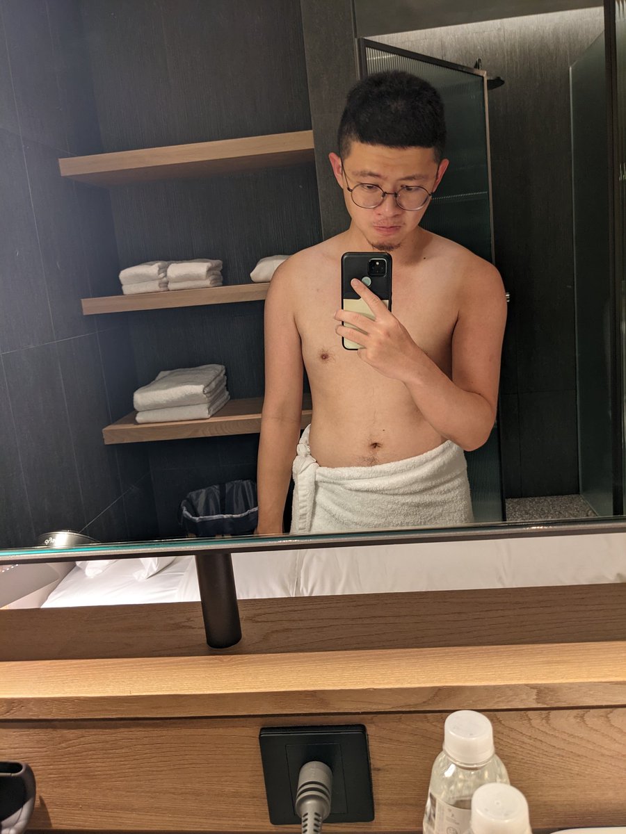 willixin's tweet photo. 上班後只剩一團一團的肥肉🥲 https://t.co/1RMJbwgLnY