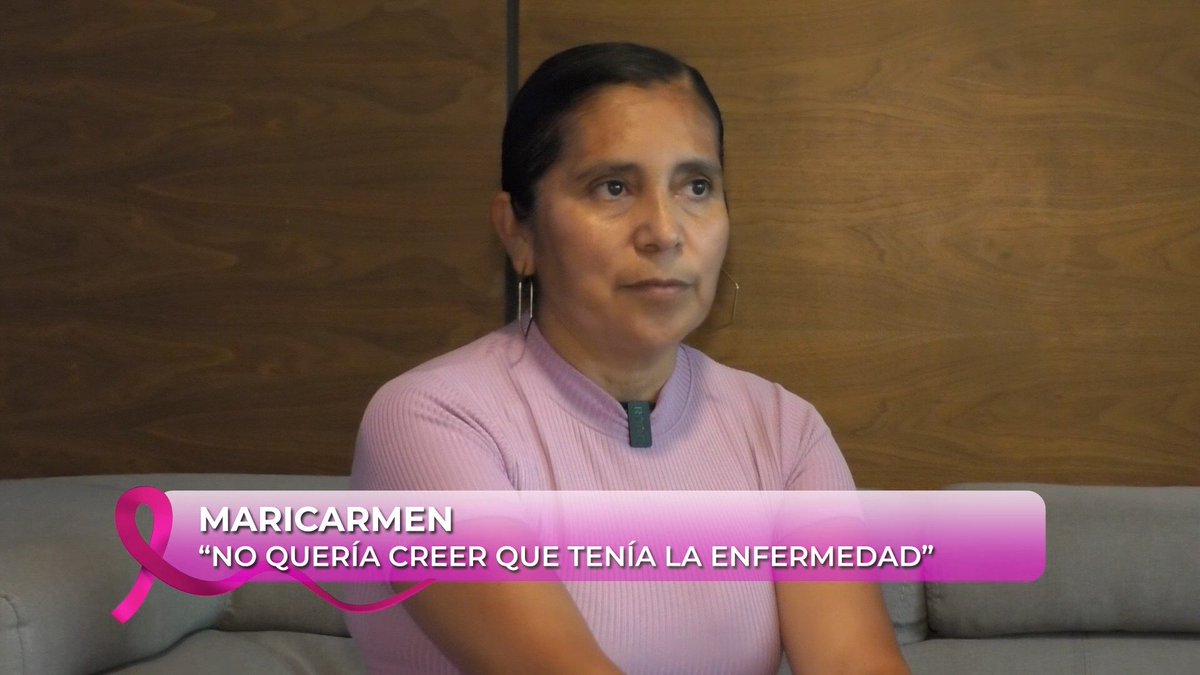 Canal13Puebla's tweet photo. #TodosVsElCáncer 🔴 “Aguantar vómitos, mareos, el sentir el calor de la quimio es difícil, y un año de radiaciones”. A pesar de que su seno se estaba hundiendo, Maricarmen ‘no tenía tiempo’ de ir al doctor, hoy es una sobreviviente.
@michelleGbr 
https://t.co/O2tvSF4uxq https://t.co/Ev4VHsLrp1