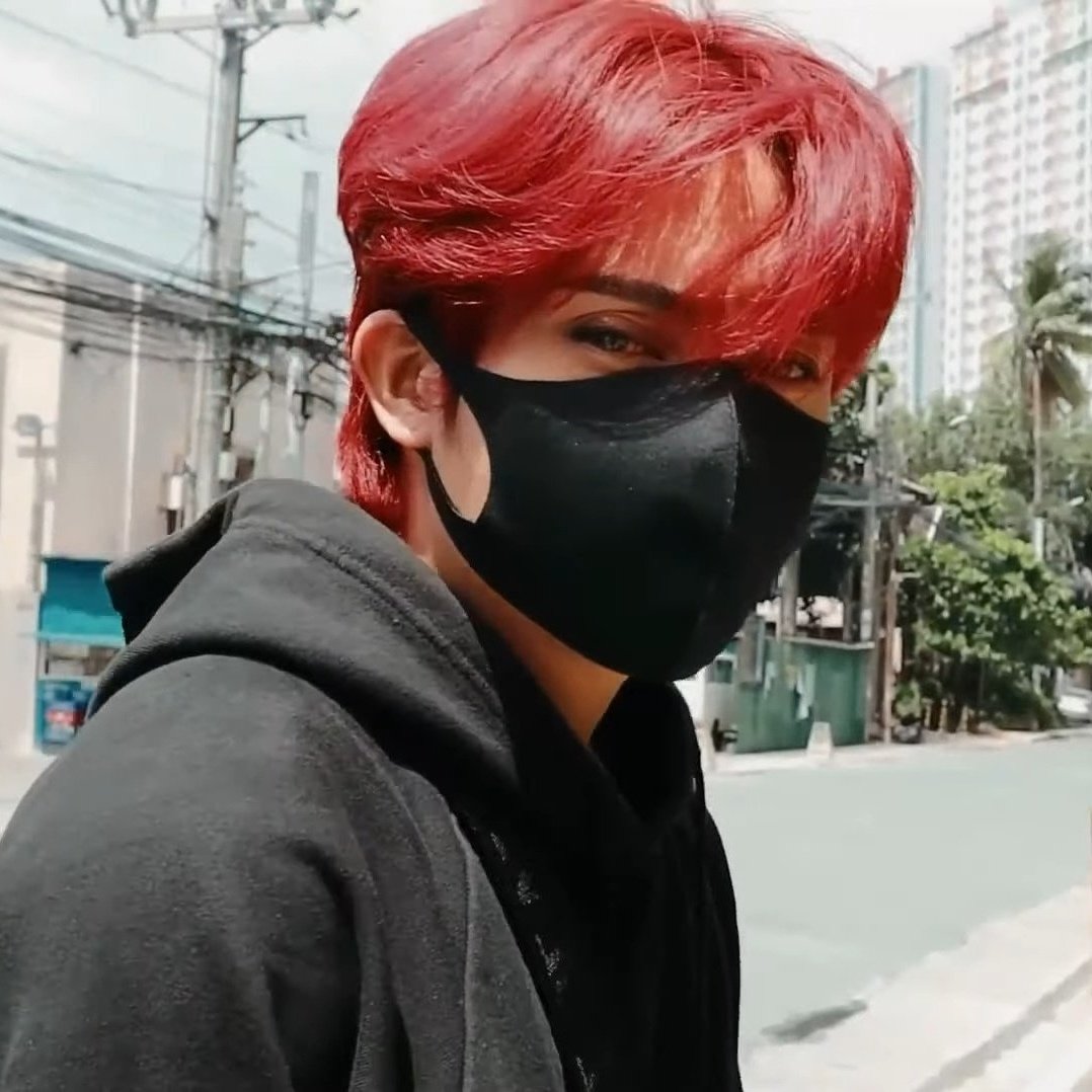 hirayamanawar_i's tweet photo. Bakit ang gwapo mo 😭
#SB19_KEN @SB19Official #SB19TVGUESTINGVLOG1 #STANDWORLD https://t.co/ZkvoEG2329