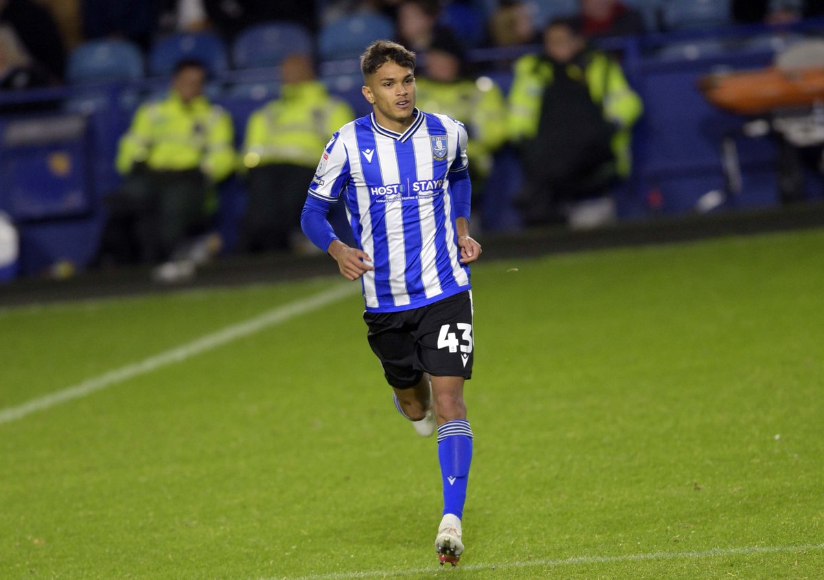 𝗚𝗮𝗺𝗲 𝗡𝗼. 𝟭 Huge moment for these boys last night! 🦉 #swfc