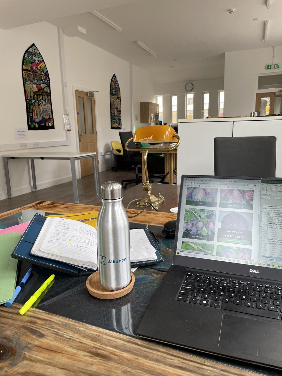 Just enjoying the fantastic new co-working space in Bacup, huge thanks to everyone who has made this space such a great place to work  💕
#kettleson 
#feetupatwork  
#coworking 
#bacup 
#rossendale