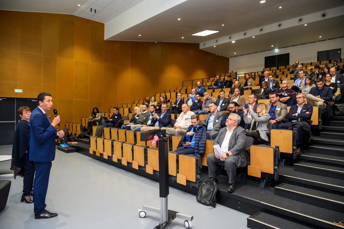 « La Région <a href="/iledefrance/">Région Île-de-France</a> est fortement mobilisée dans le développement de la filière #cybersécurité, pour lutter contre les attaques informatiques toujours plus nombreuses dont sont victimes #entreprises, #collectivités ou équipements #publics. » - <a href="/othmannasrou/">Othman Nasrou</a>