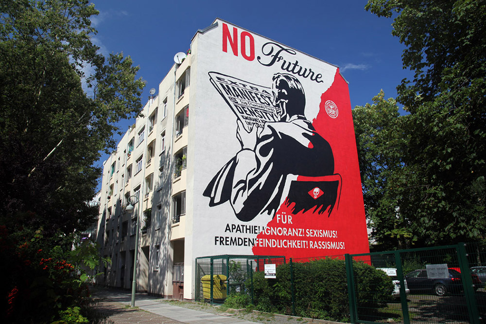 yesandpro's tweet photo. Throwback to this always relevant, powerful one made by @OBEYGIANT back in 2017 in Berlin (Schwerinstraße 3, 10783).

Produced by @yesandpro for URBAN NATION Museum. 
#Berlin #art #streetart #obey https://t.co/GqajJN6xao