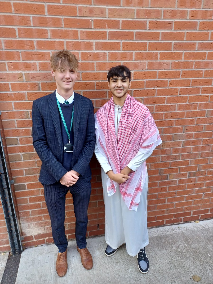 ChelloSixthForm's tweet photo. An incredible day at Chellaston Academy 6th Form! Today we celebrated together the cultural diversity of our student body. It was a privilege to learn more about our students and their cultural heritage. https://t.co/Q5BTdDhLa9